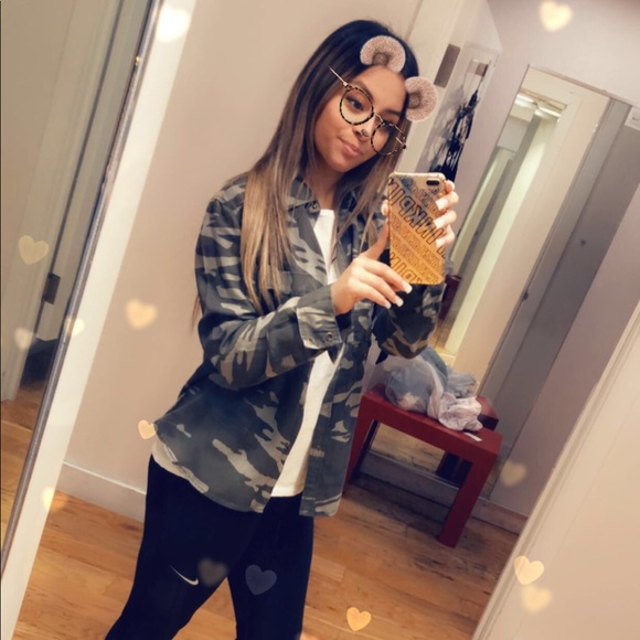 Meet your Posher, Lorraine - Picture 1 of 1